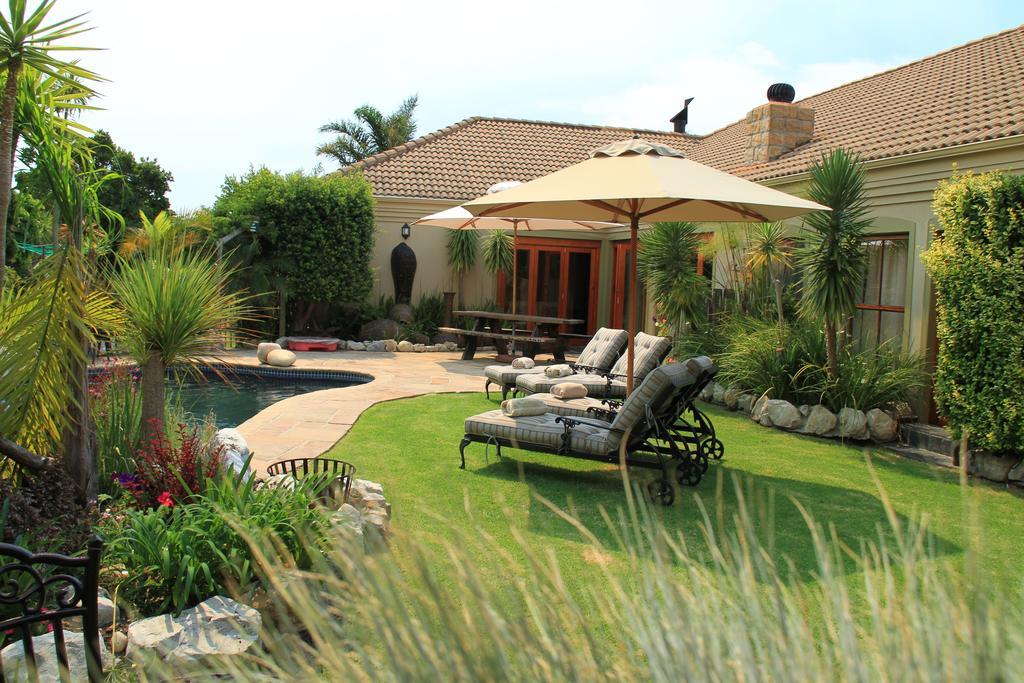Villachad Guesthouse Kleinmond Exterior foto