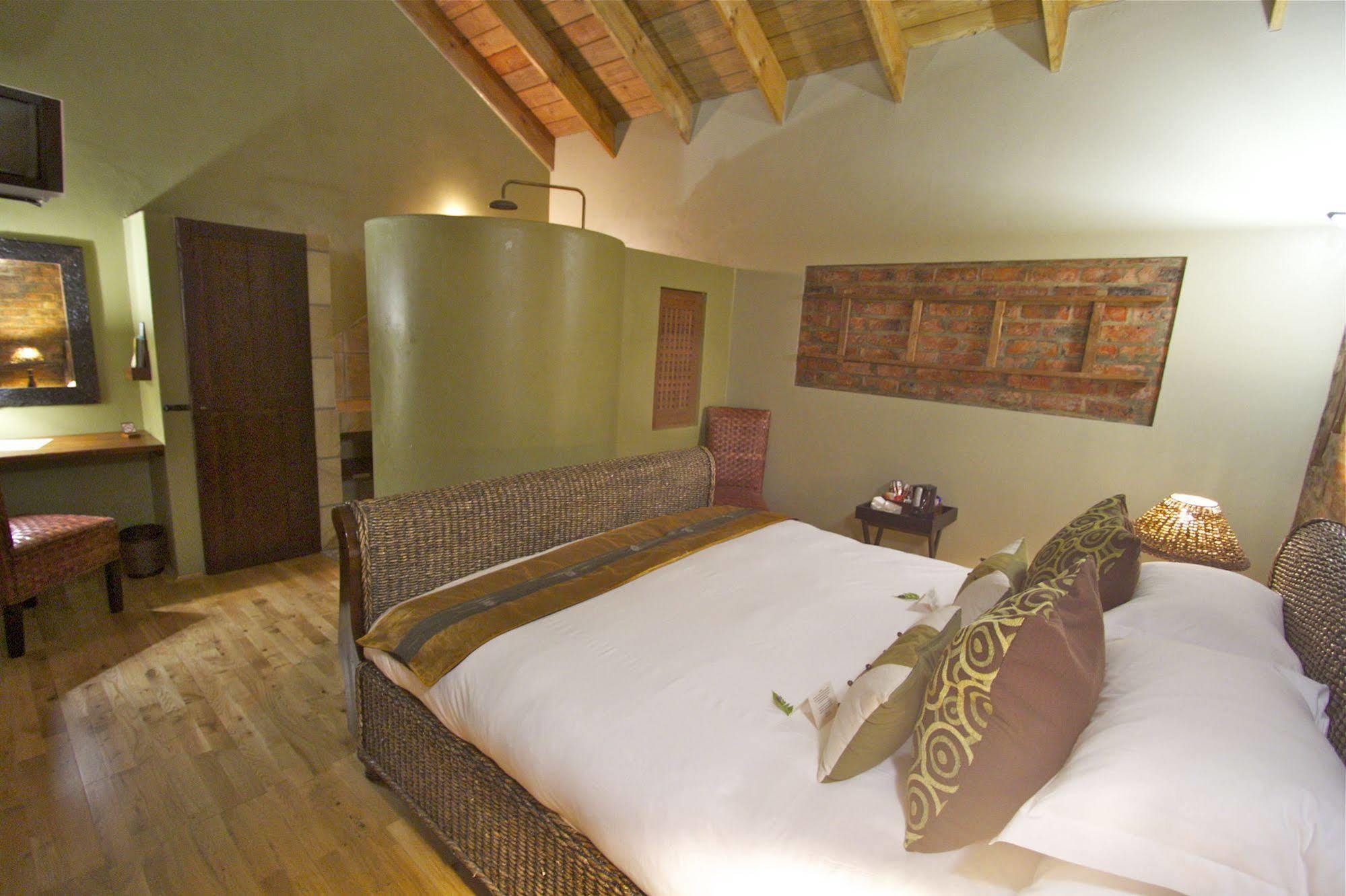 Villachad Guesthouse Kleinmond Exterior foto